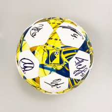 Мяч сувенирный с автографами основной команды